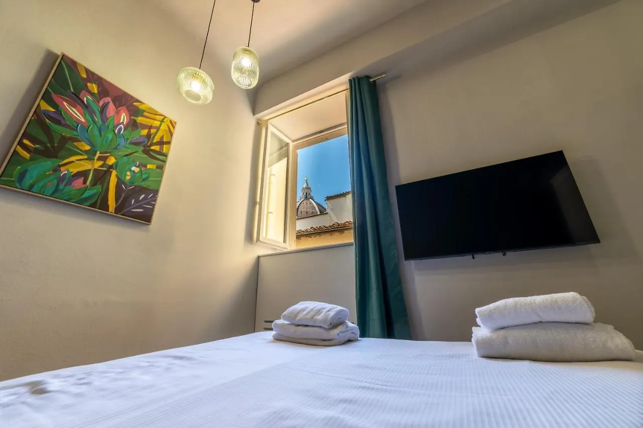 Romantic Room Duomo Florence Guest house